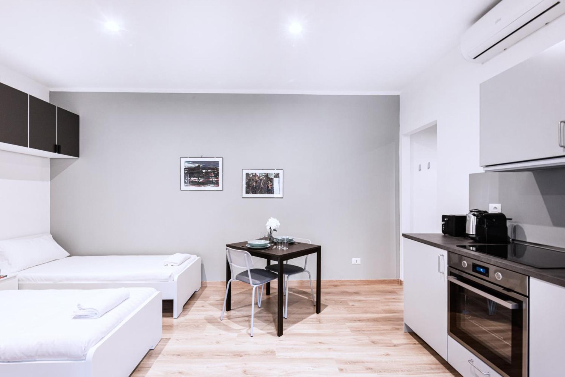 Easylife - Studio Con Balcone In Risorgimento Appartamento *