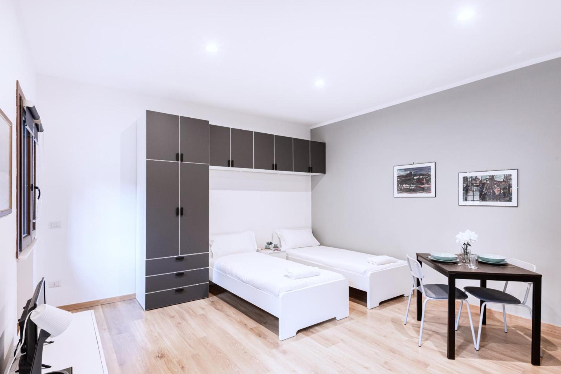 Easylife - Studio Con Balcone In Risorgimento Appartamento